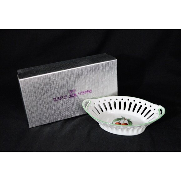 Bergdorf Goodman Porcelain Trinket Dish Hand Painted Cherry Themed With Gift Box - Picture 2 of 12